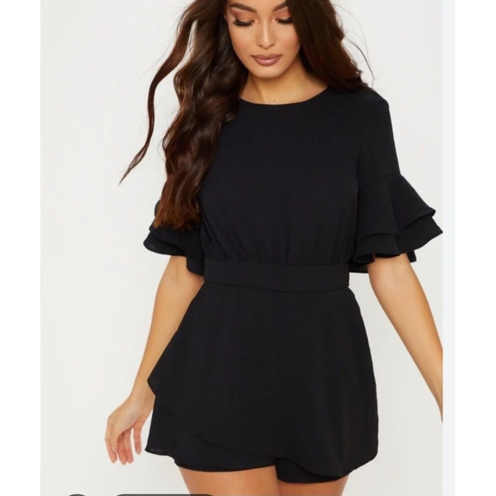 PrettyLittleThing Black Ruffle Sleeve Open Back Tiered Romper USA Womens Size 6